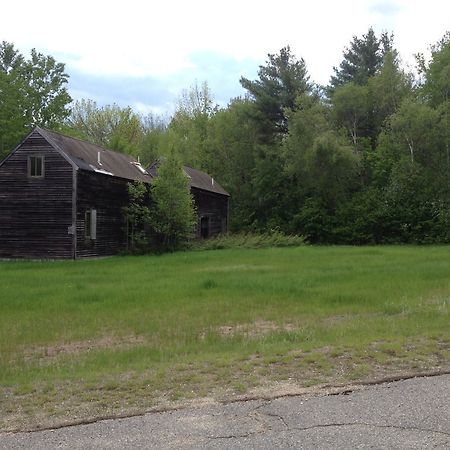 Evergreen Valley Inn Stoneham エクステリア 写真